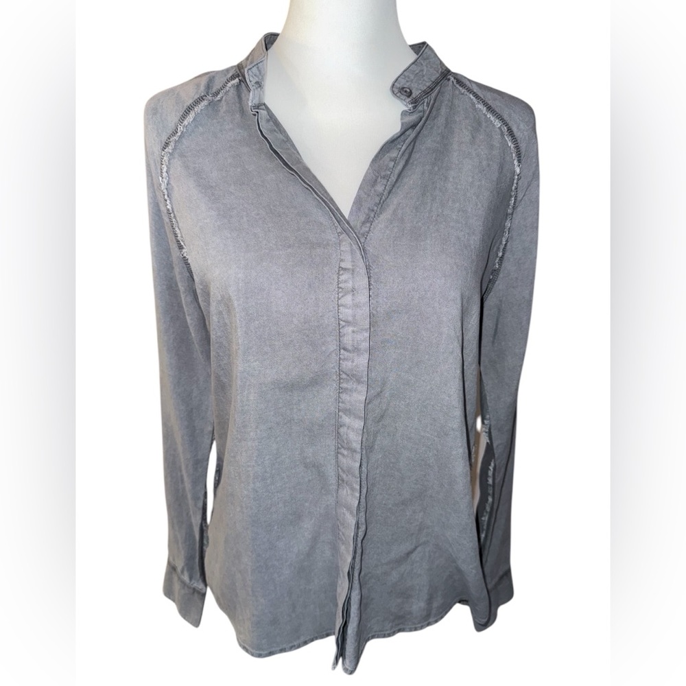 Anthropologie Cloth & Stone Fringe Trim Raglan Sleeve Lyocell gray top blouse S